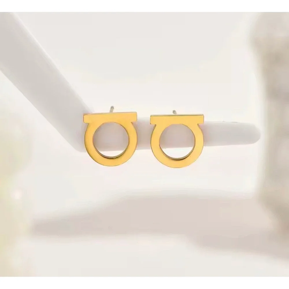 Gold Gancini Stud Earrings Minimalist Geometric Horseshoe Designer Style Studs